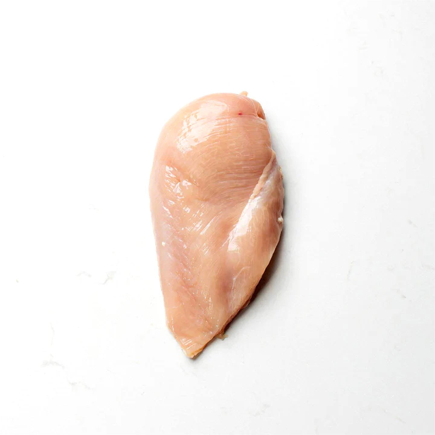 Pechuga de pollo entera sin piel Magnibeef, 500 gramos, perfecta para cocinar de manera saludable.